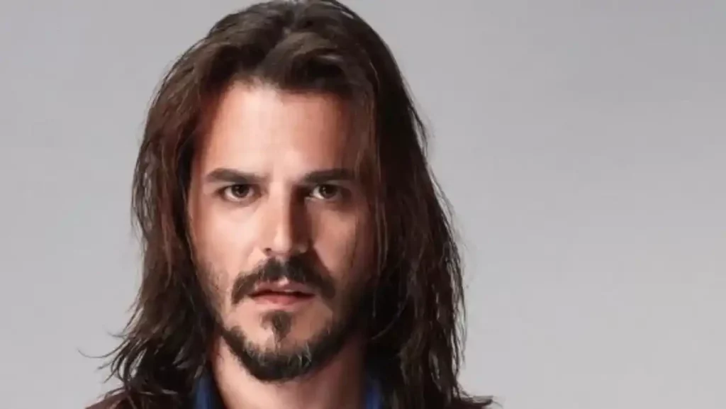 Mehmet Günsür turkish actors